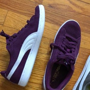 Purple soft foam pumas